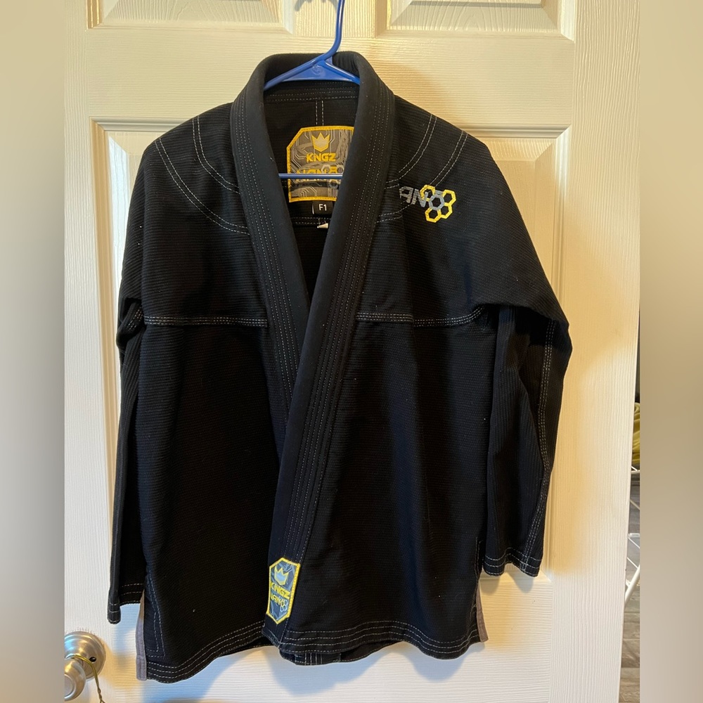 Brazilian Ju Jitsu Gi - size F1